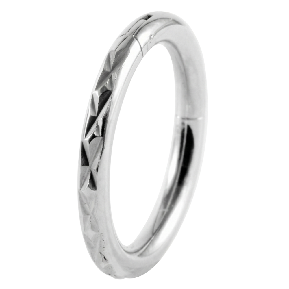Titanium Clicker Segmented Diamond Structure - Circle