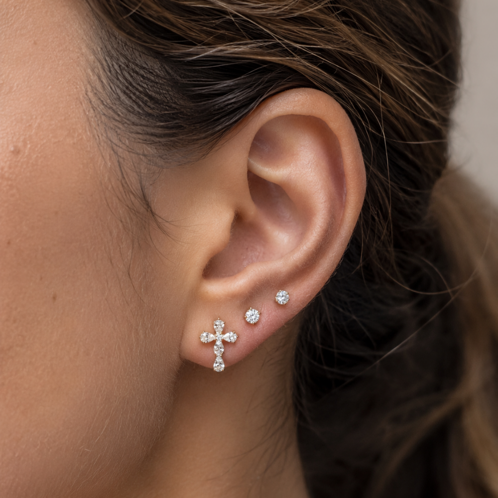 Croix Décorative Labret en Titane avec Zircons